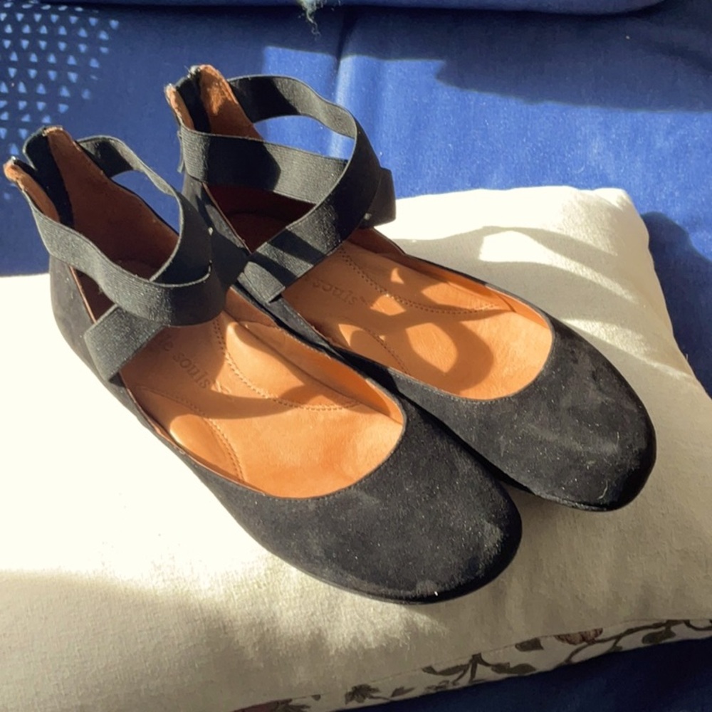 Kennet Cole gentle souls ballet flat blk suede